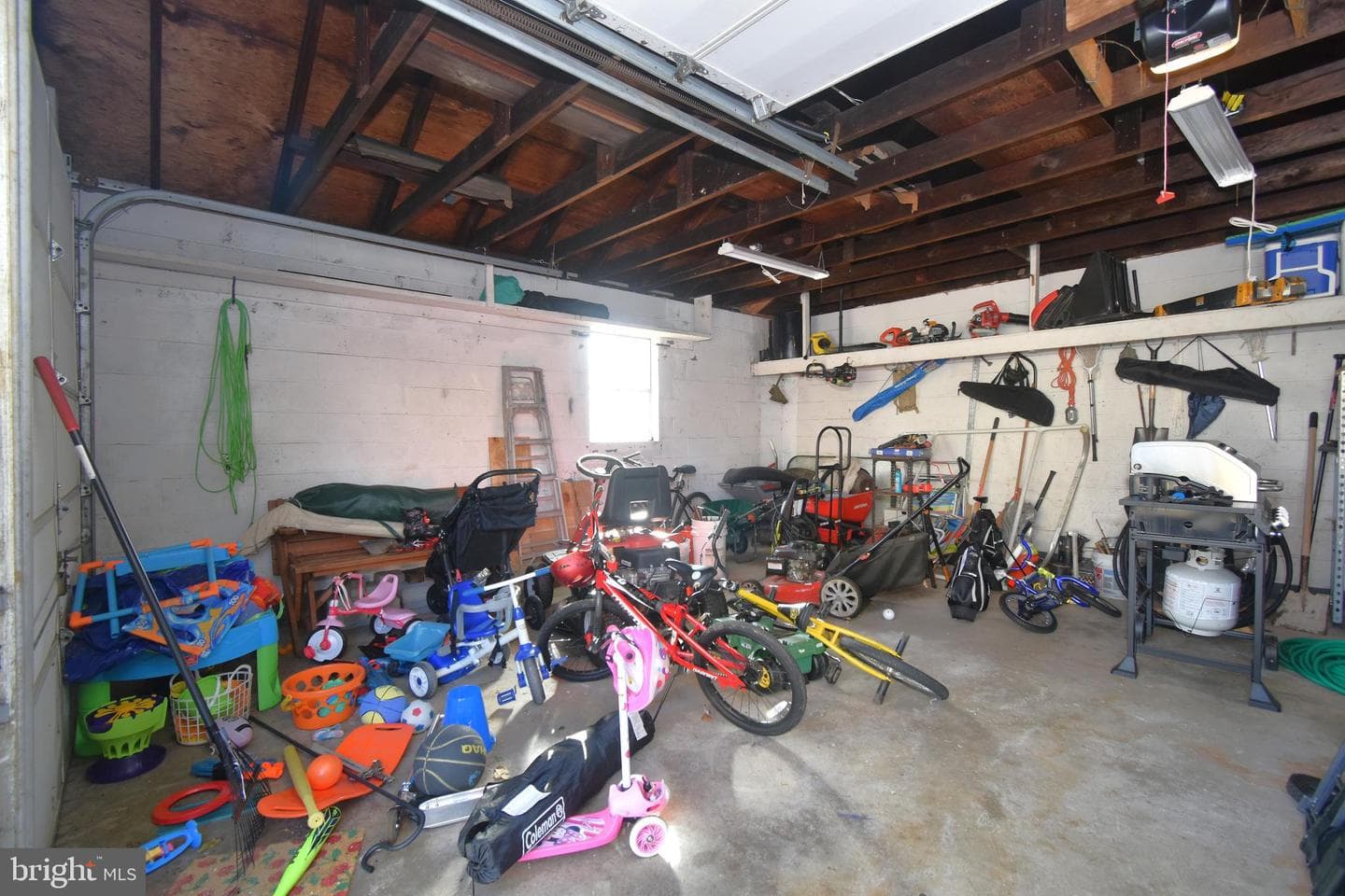 639 C Avenue photo 24