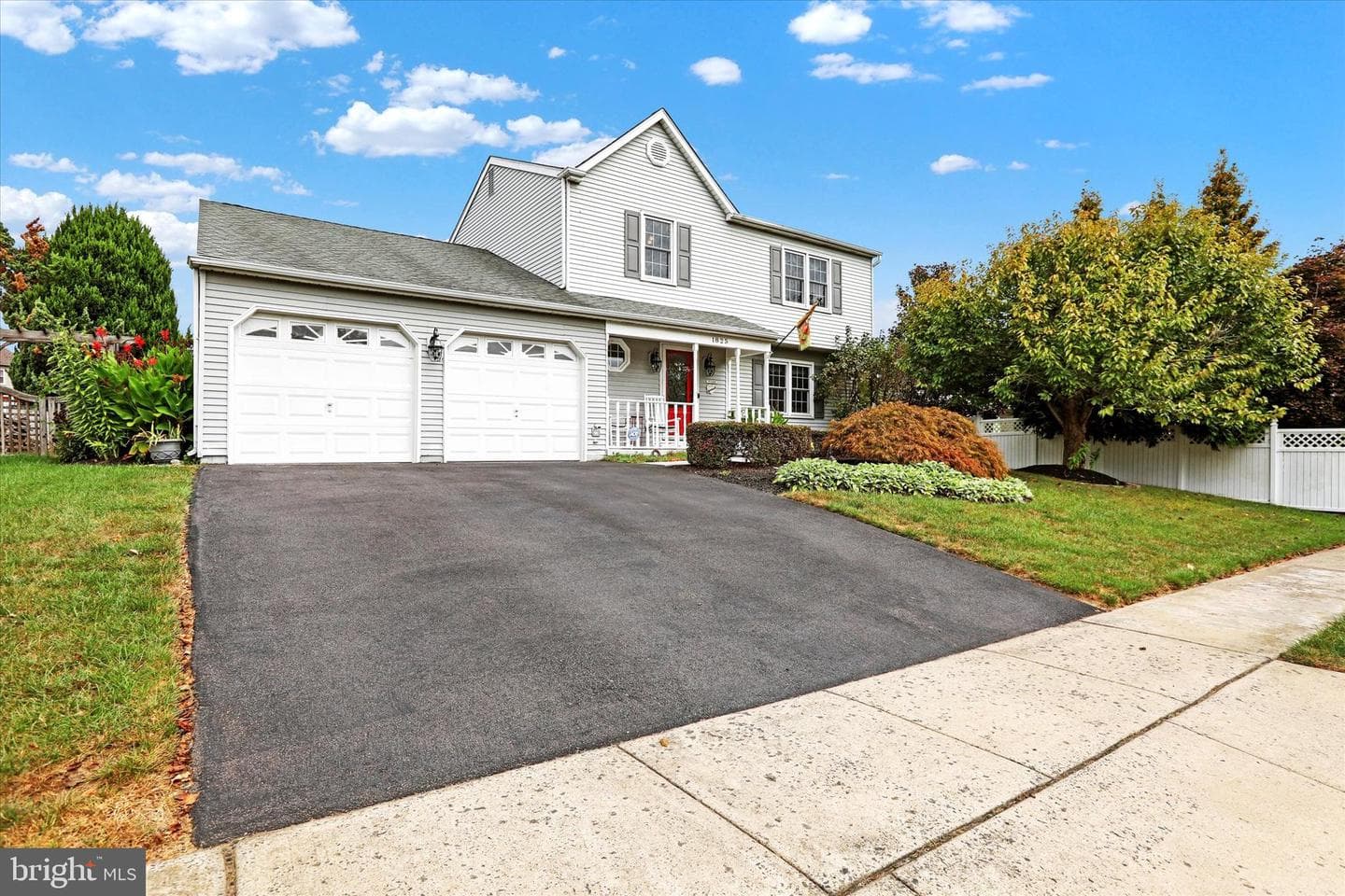 1825 Badger Road photo 2