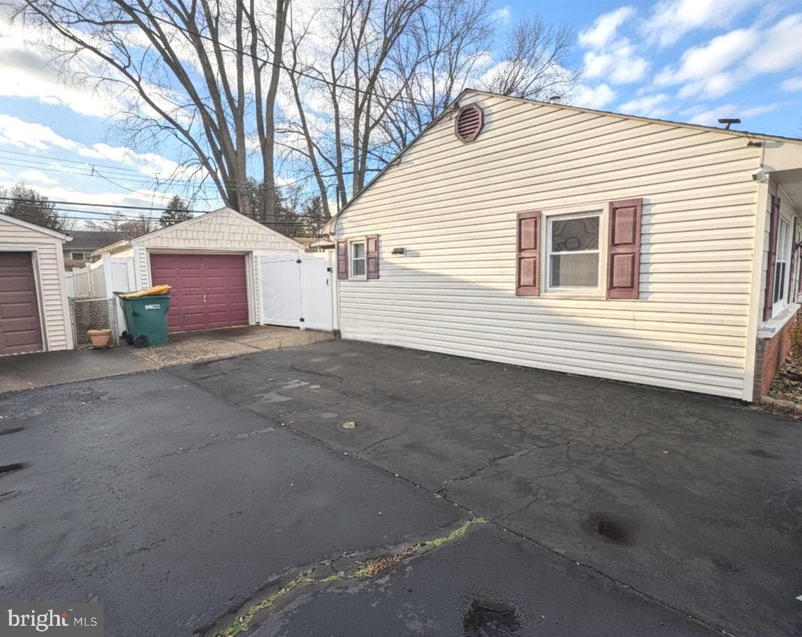 1706 Spencer Drive photo 12