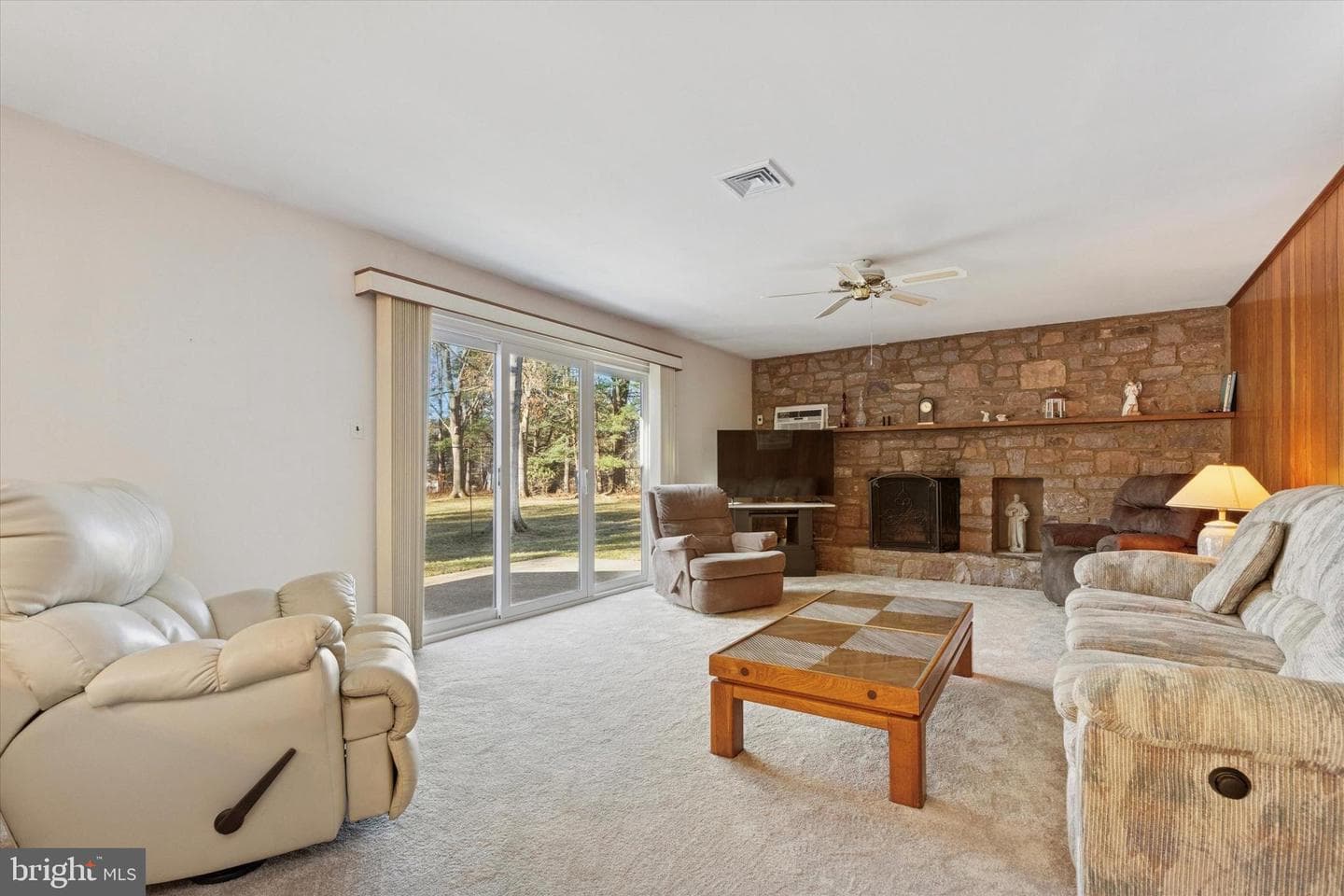 3060 Cloverly Drive photo 14