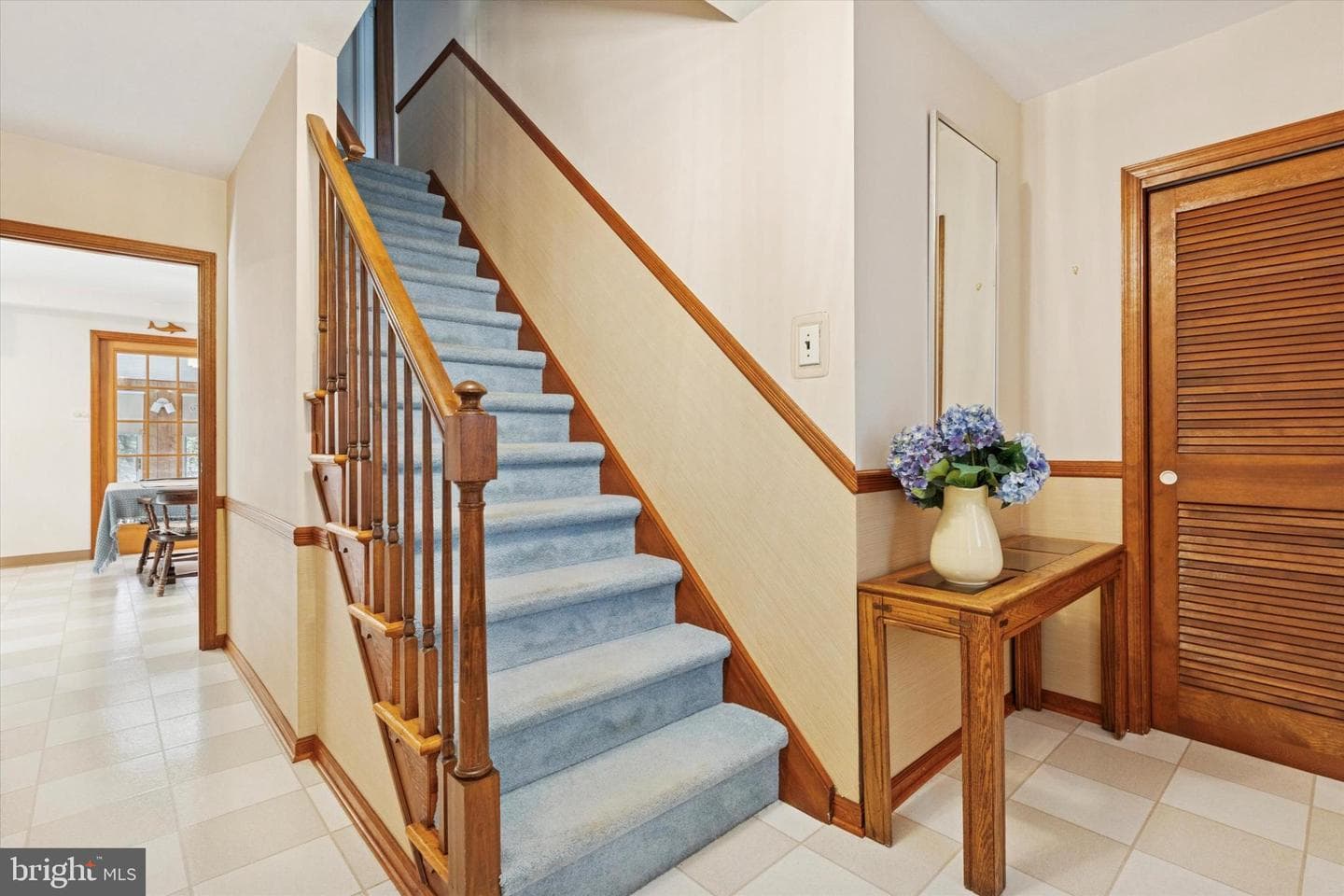 3060 Cloverly Drive photo 4