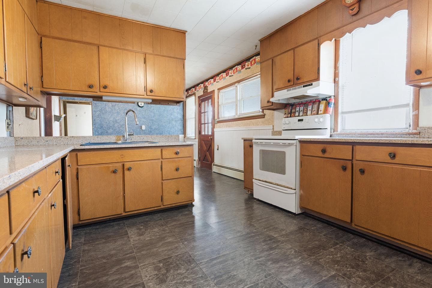 1034 Second Avenue photo 12