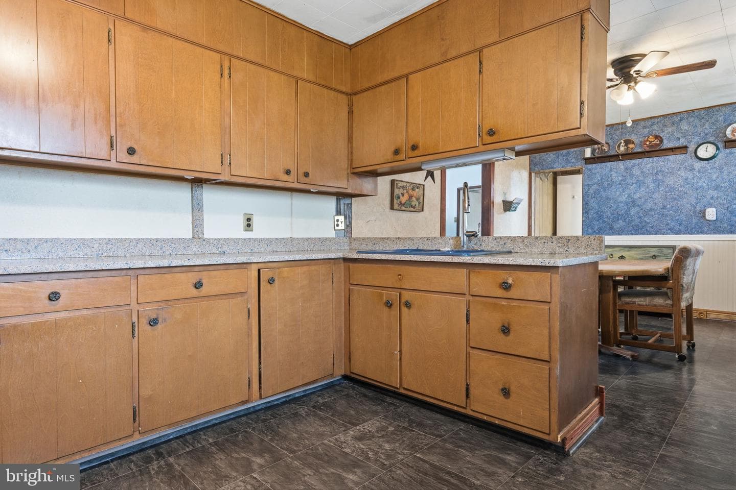 1034 Second Avenue photo 13