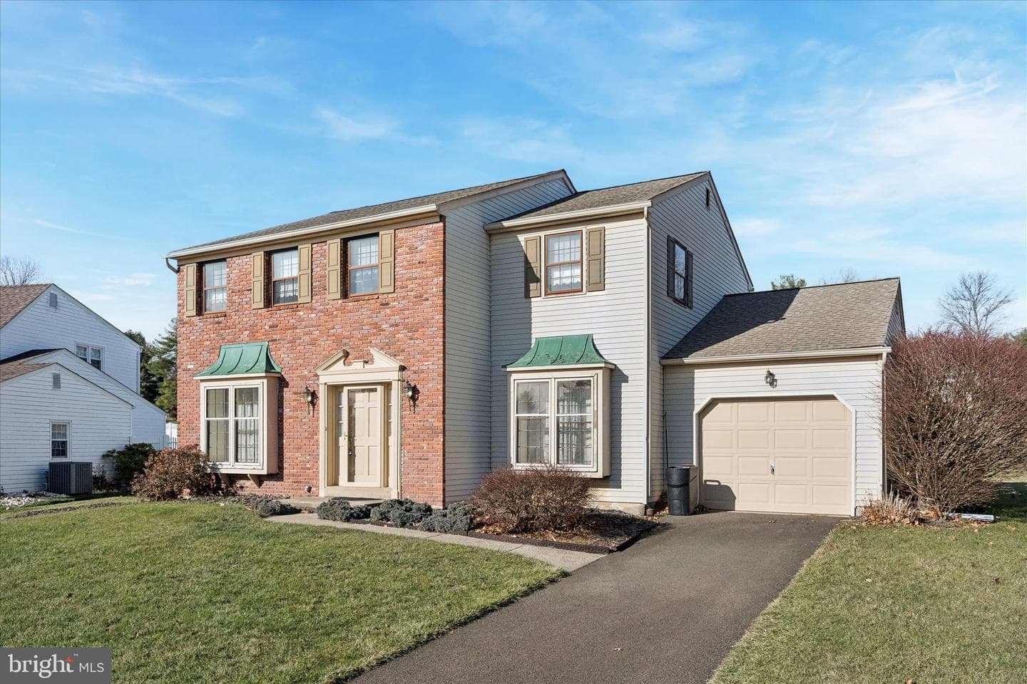 71 Covey Lane photo 1