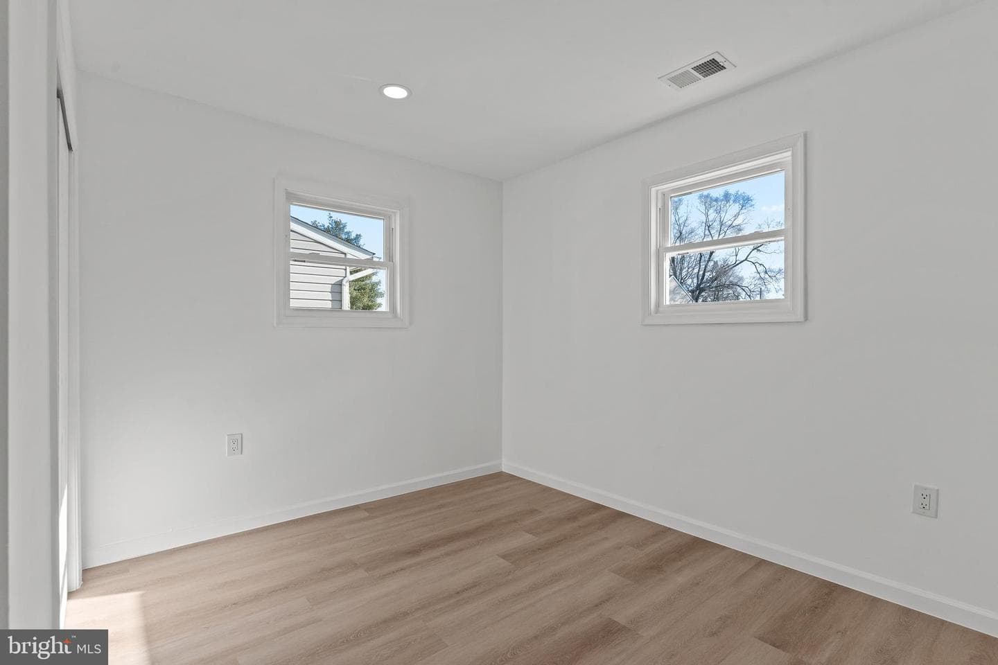 261 Northpark Drive photo 20