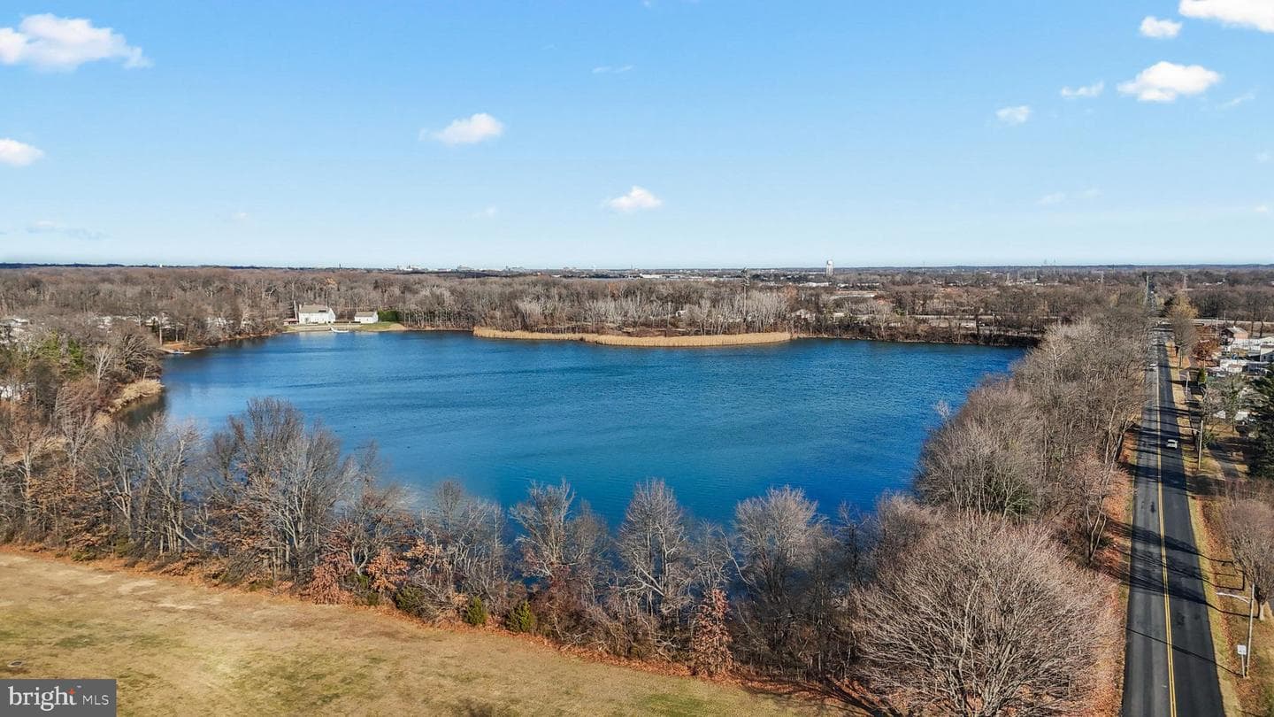 261 Northpark Drive photo 36