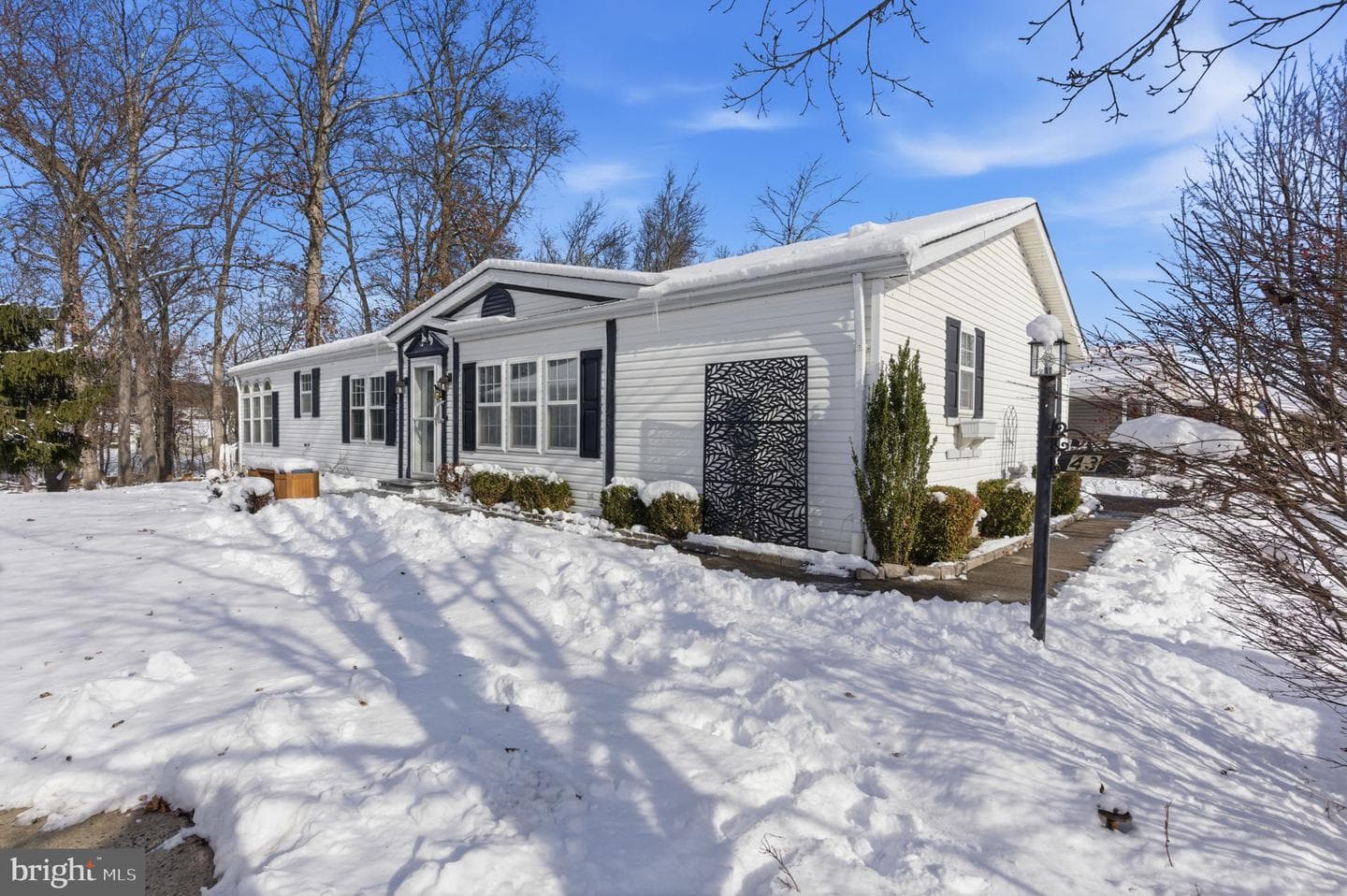 435 Spring Meadow Circle photo 1