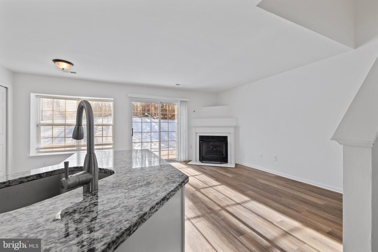 521 Jason Dr photo 11