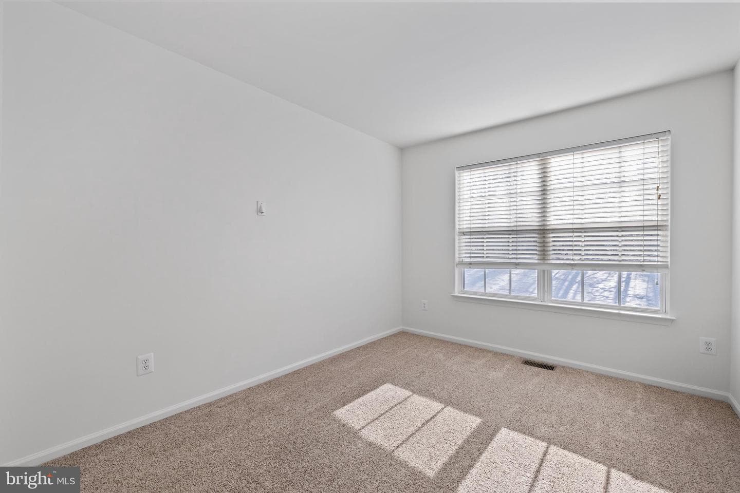 521 Jason Dr photo 20