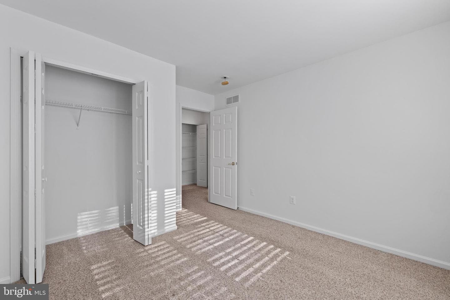521 Jason Dr photo 23