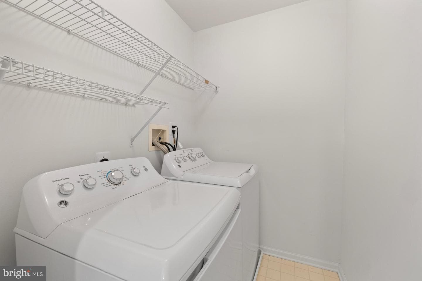 521 Jason Dr photo 26