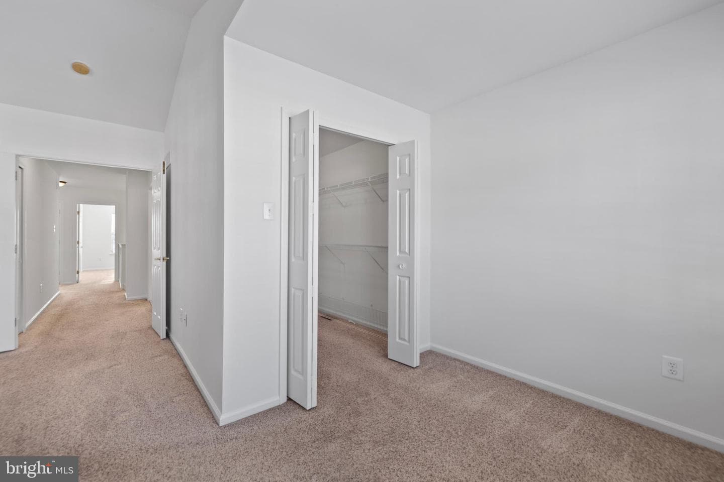 521 Jason Dr photo 37