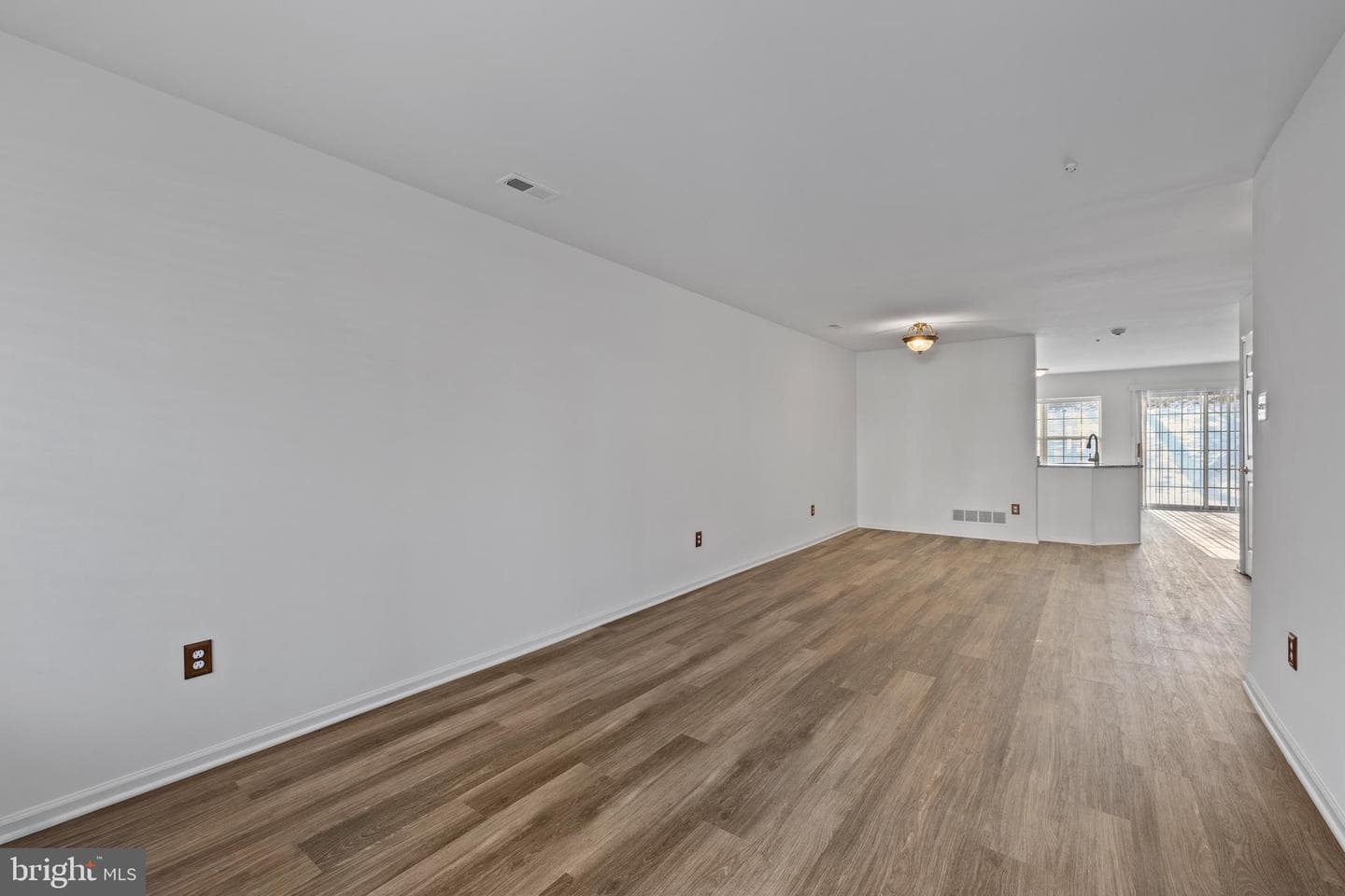 521 Jason Dr photo 5