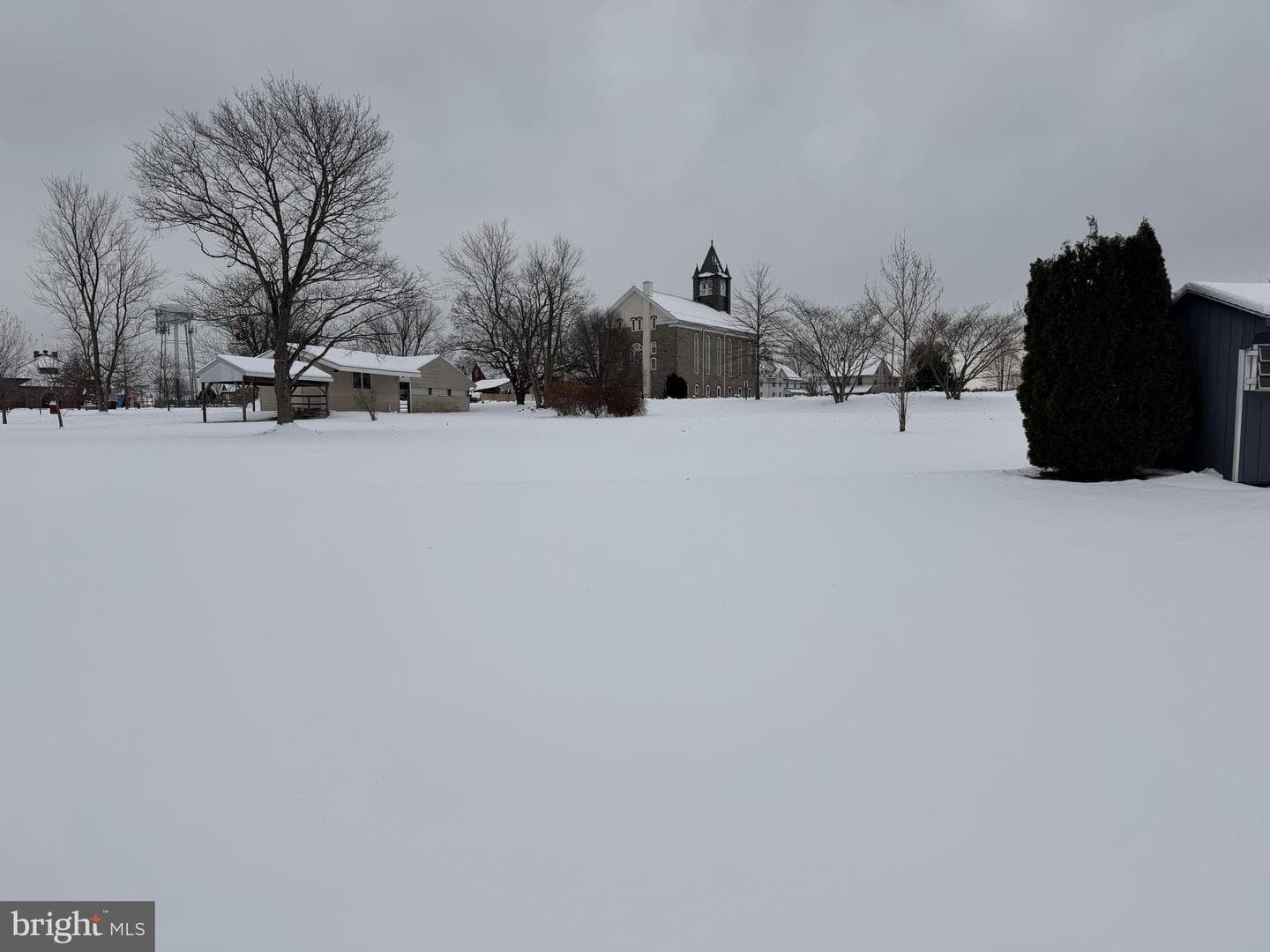 136 Woodview Drive photo 29