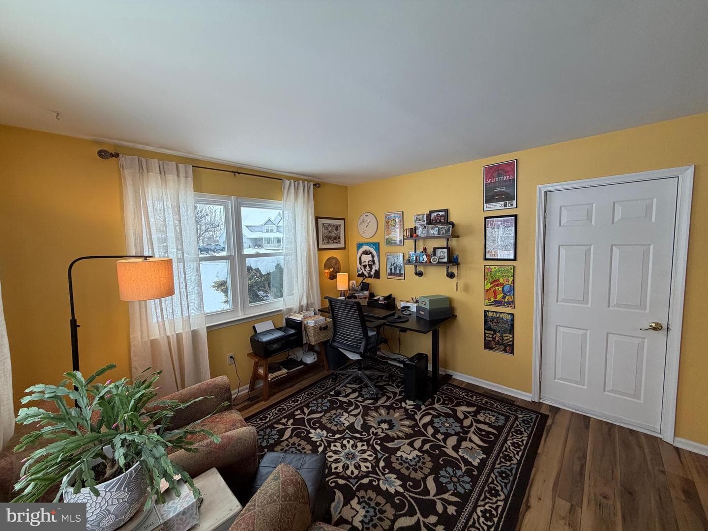 136 Woodview Drive photo 7