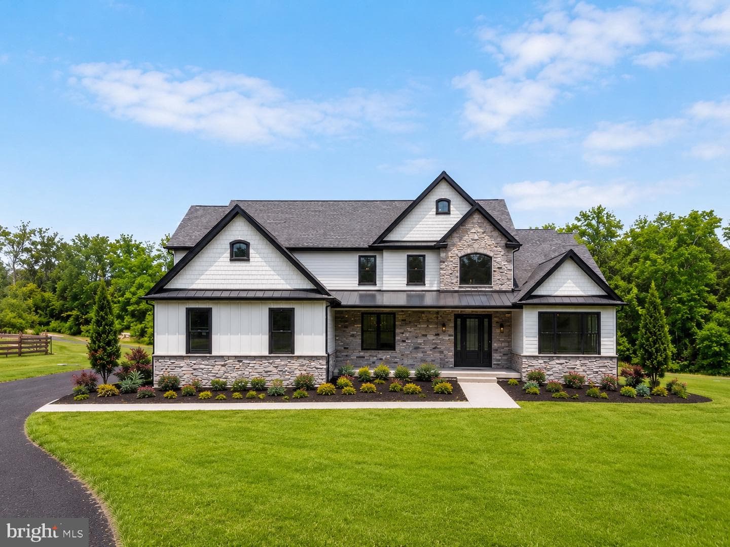 102 Railroad Avenue, Chalfont