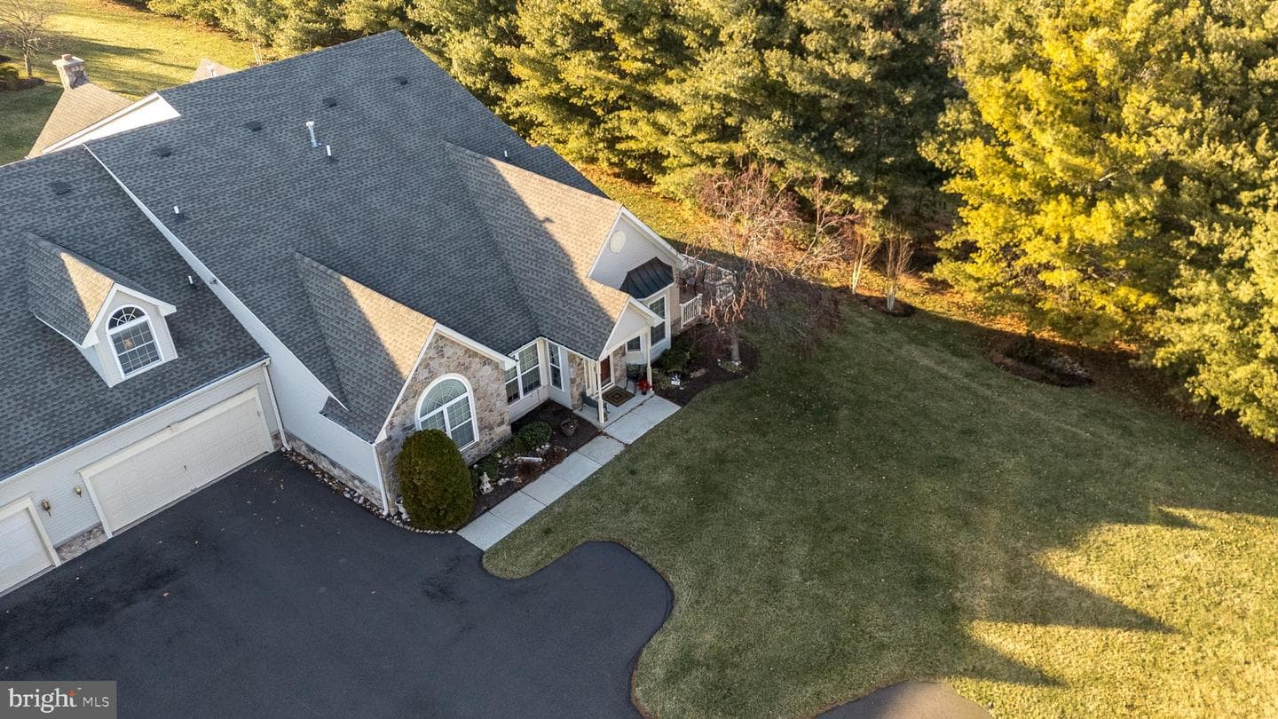 350 Shady Brook Drive #183 photo 2