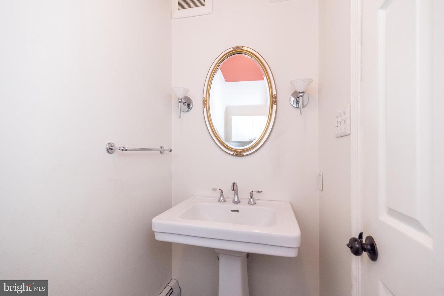 46 John Dyer Way photo 32