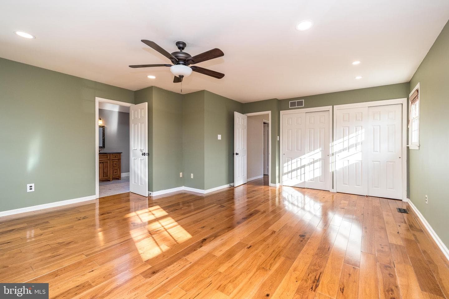 46 John Dyer Way photo 40