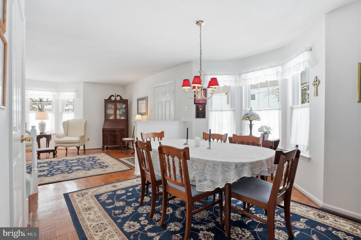 41 Ardsley Court photo 12
