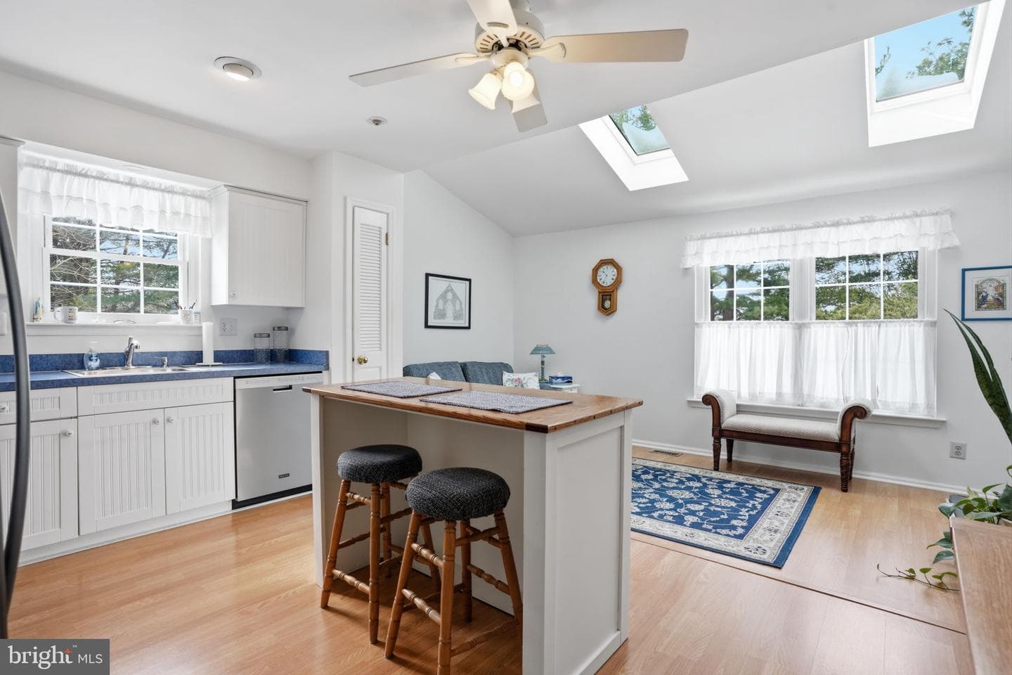 41 Ardsley Court photo 14