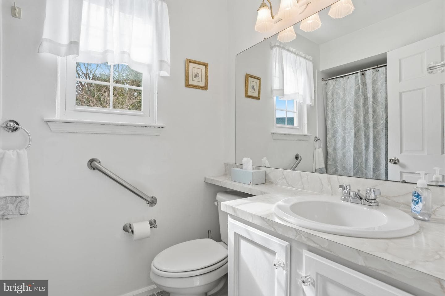 41 Ardsley Court photo 25
