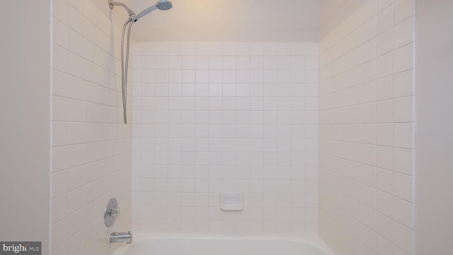 227 Yellow Springs Court photo 26