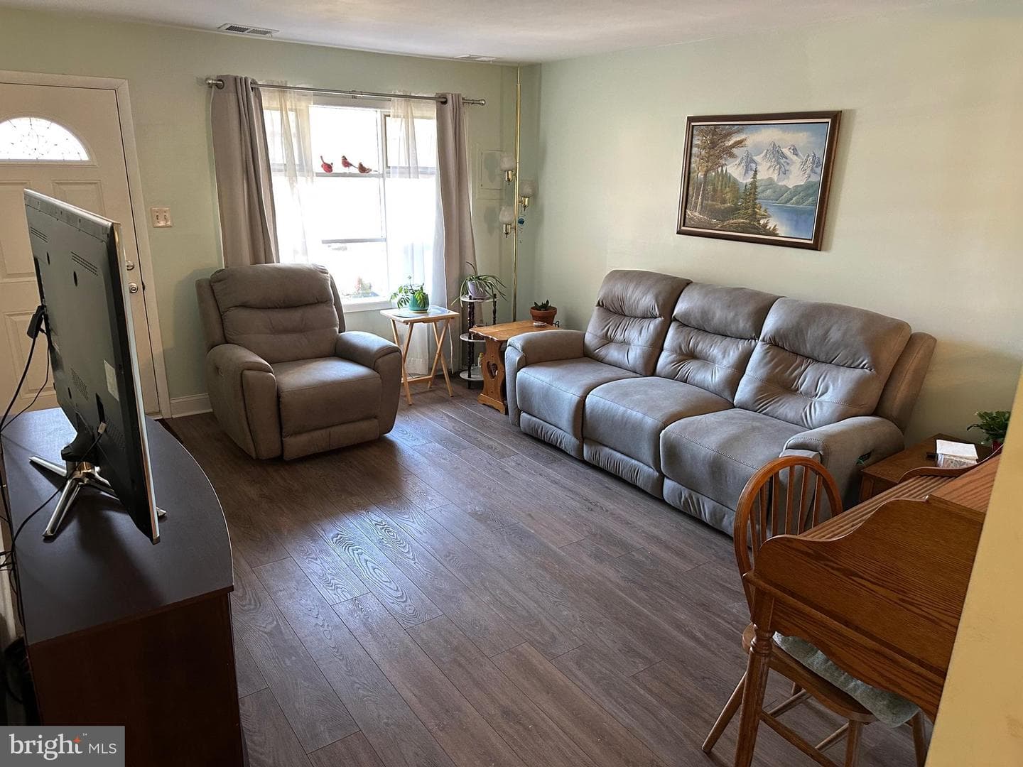 1259 Lisa Drive photo 4