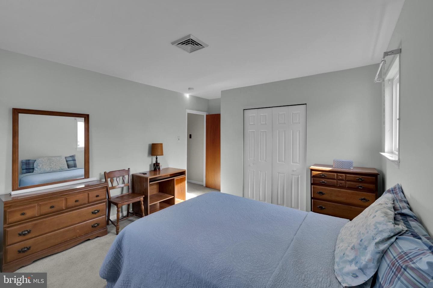 107 Peggy Lane photo 18