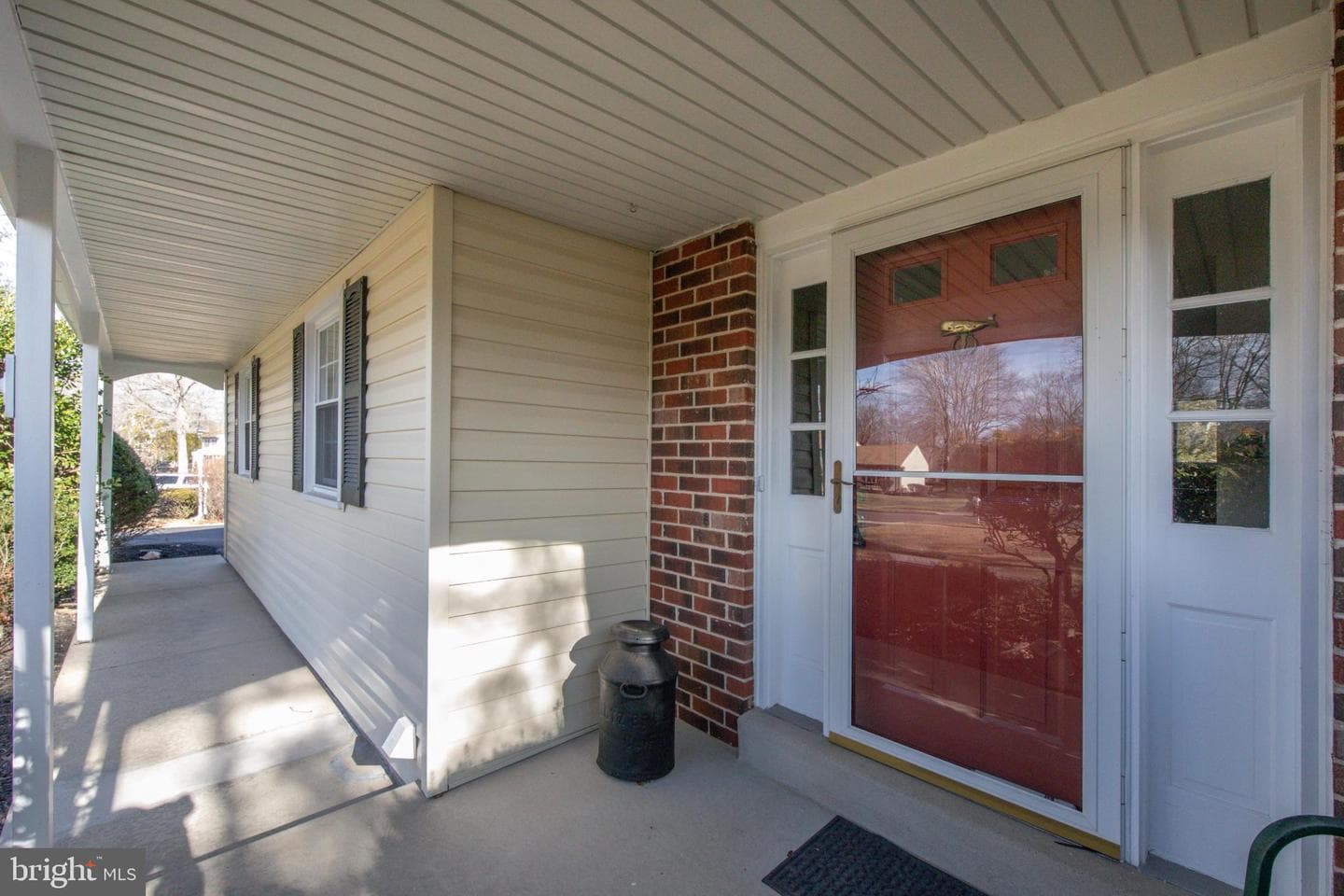 107 Peggy Lane photo 2
