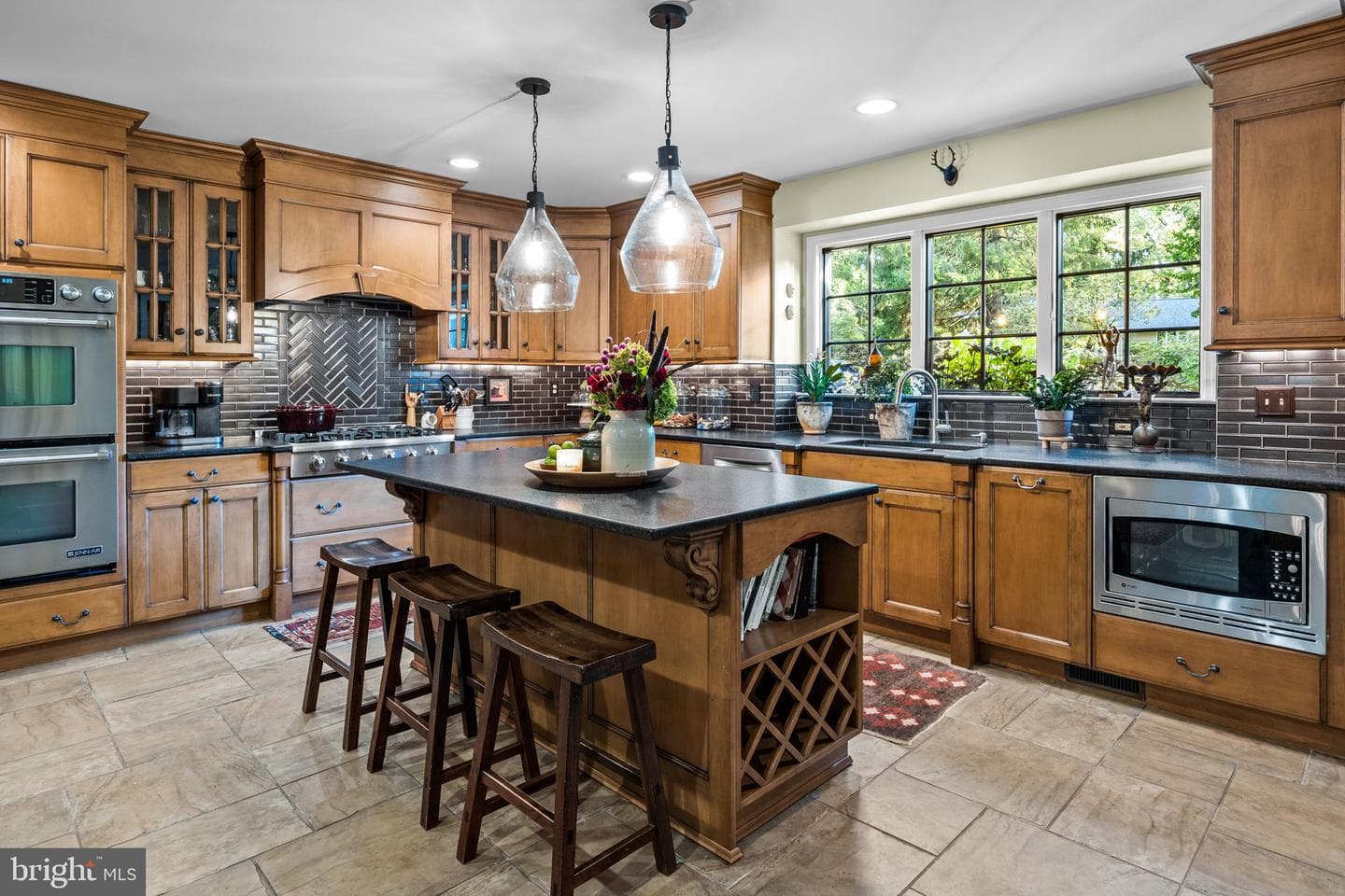 1108 Evergreen Road photo 7