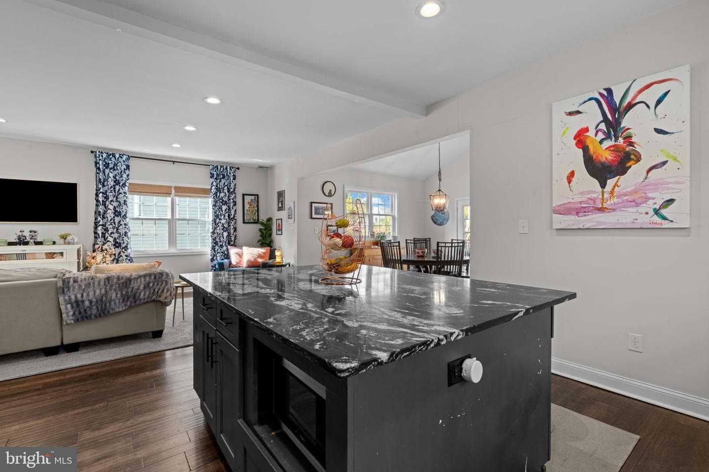 108 W Maple Avenue photo 13