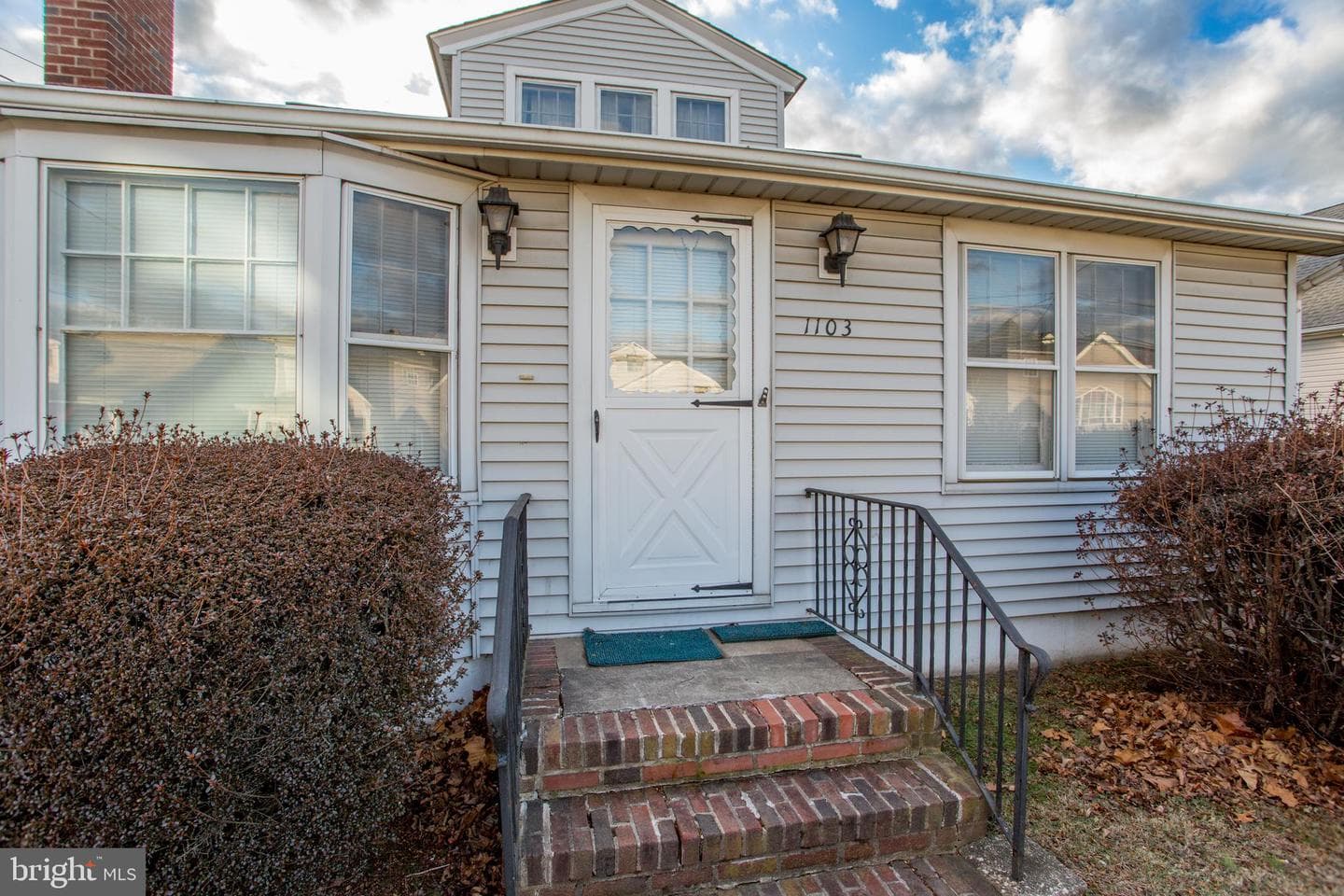 1103 Edgely Avenue photo 4