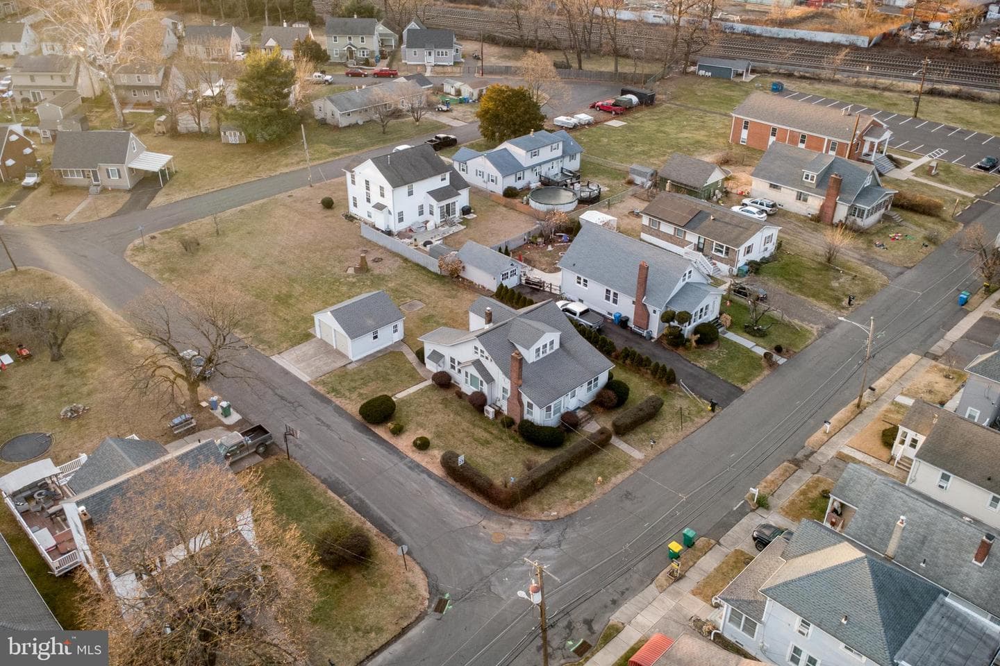 1103 Edgely Avenue photo 47