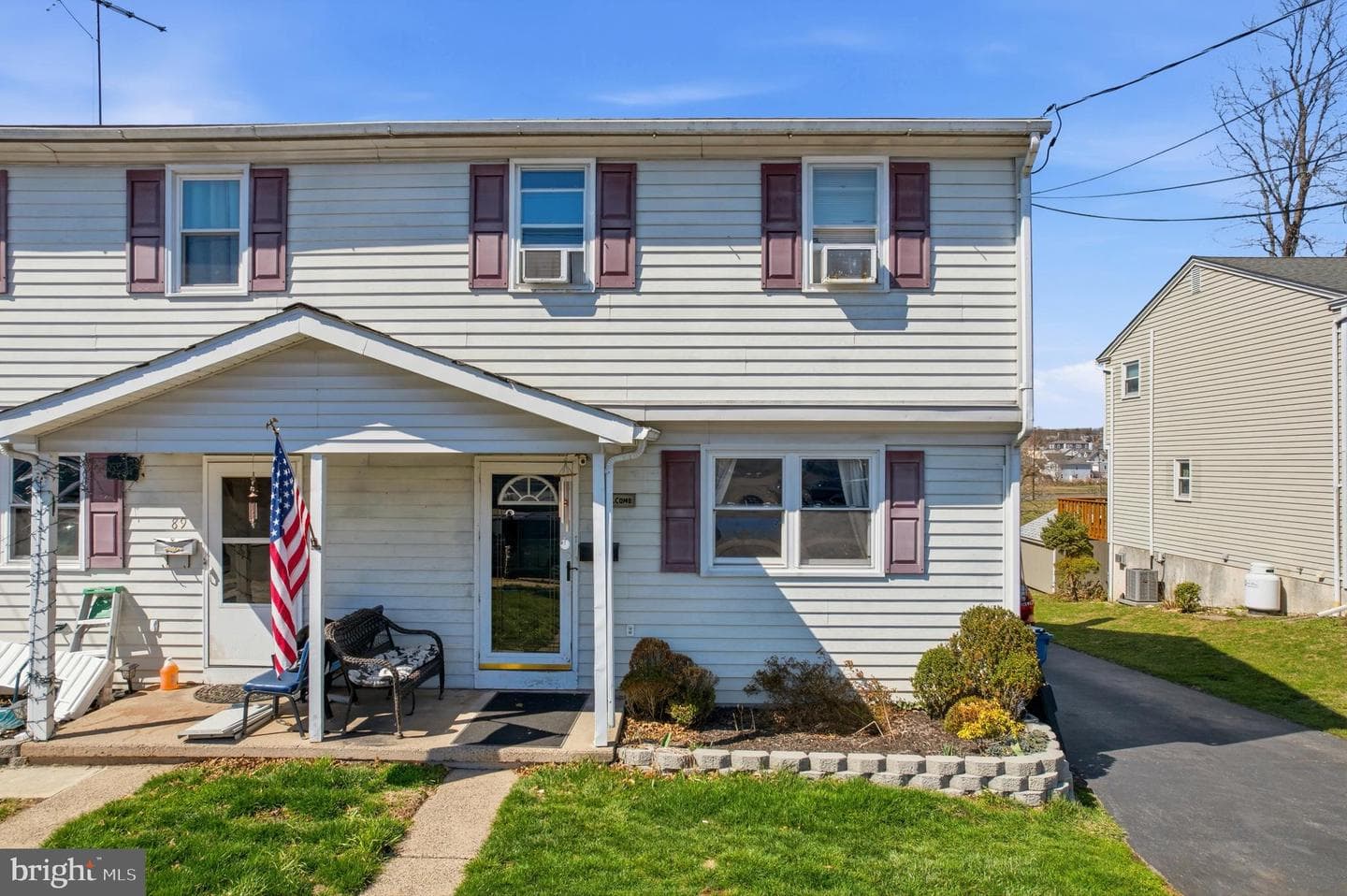 87 W Park Avenue photo 2