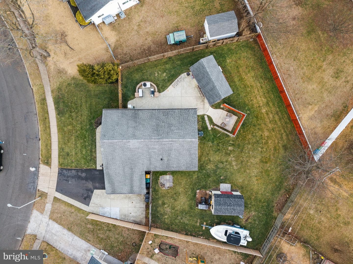 5 Glenwood Lane photo 33