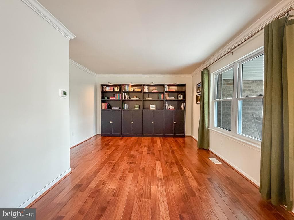 738 Bridgeview Road photo 13