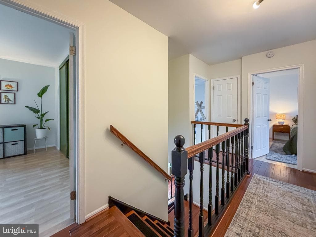 738 Bridgeview Road photo 31