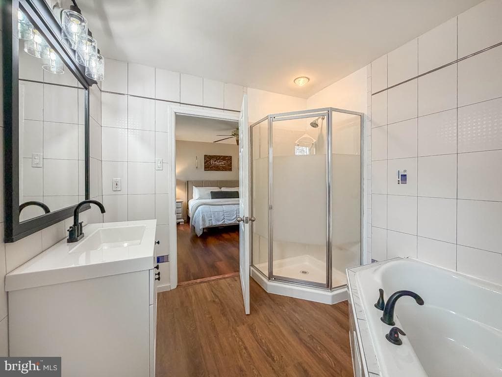738 Bridgeview Road photo 37