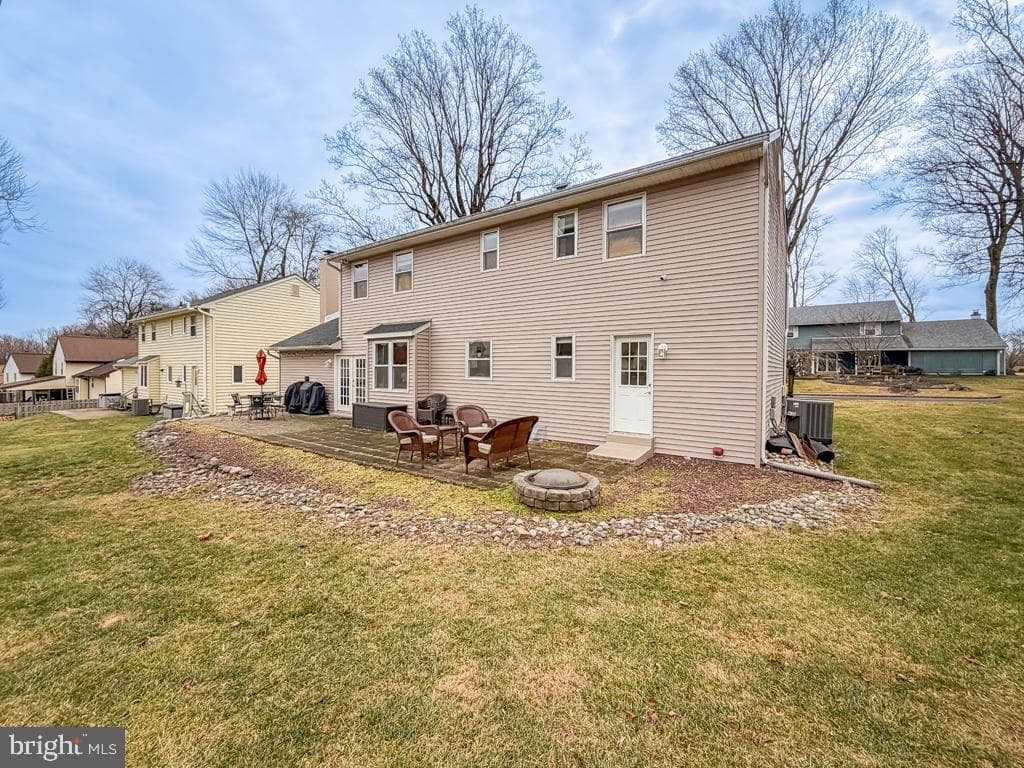 738 Bridgeview Road photo 53