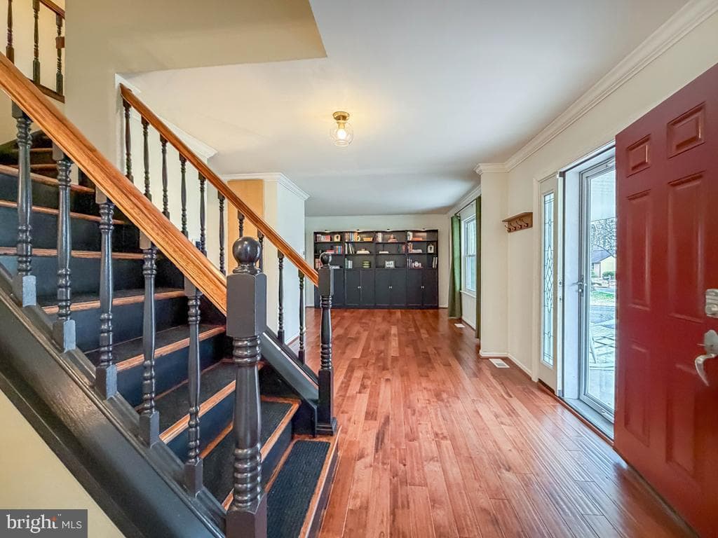 738 Bridgeview Road photo 7