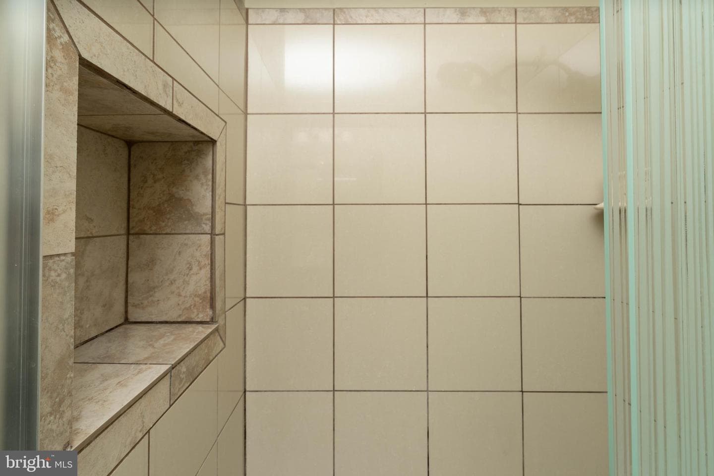 3933 Wrexham Court photo 16