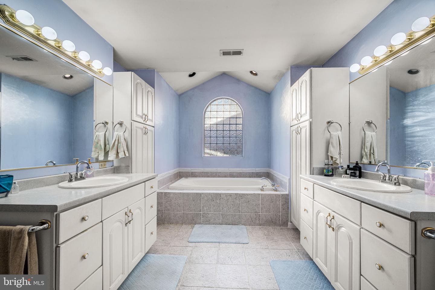 109 Blough Road photo 4