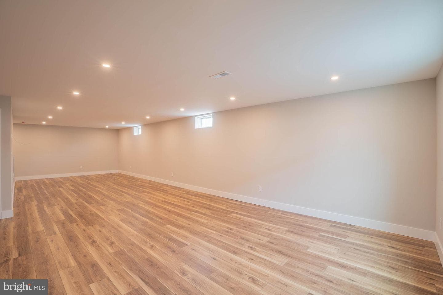 2290 Virginia Ave photo 24