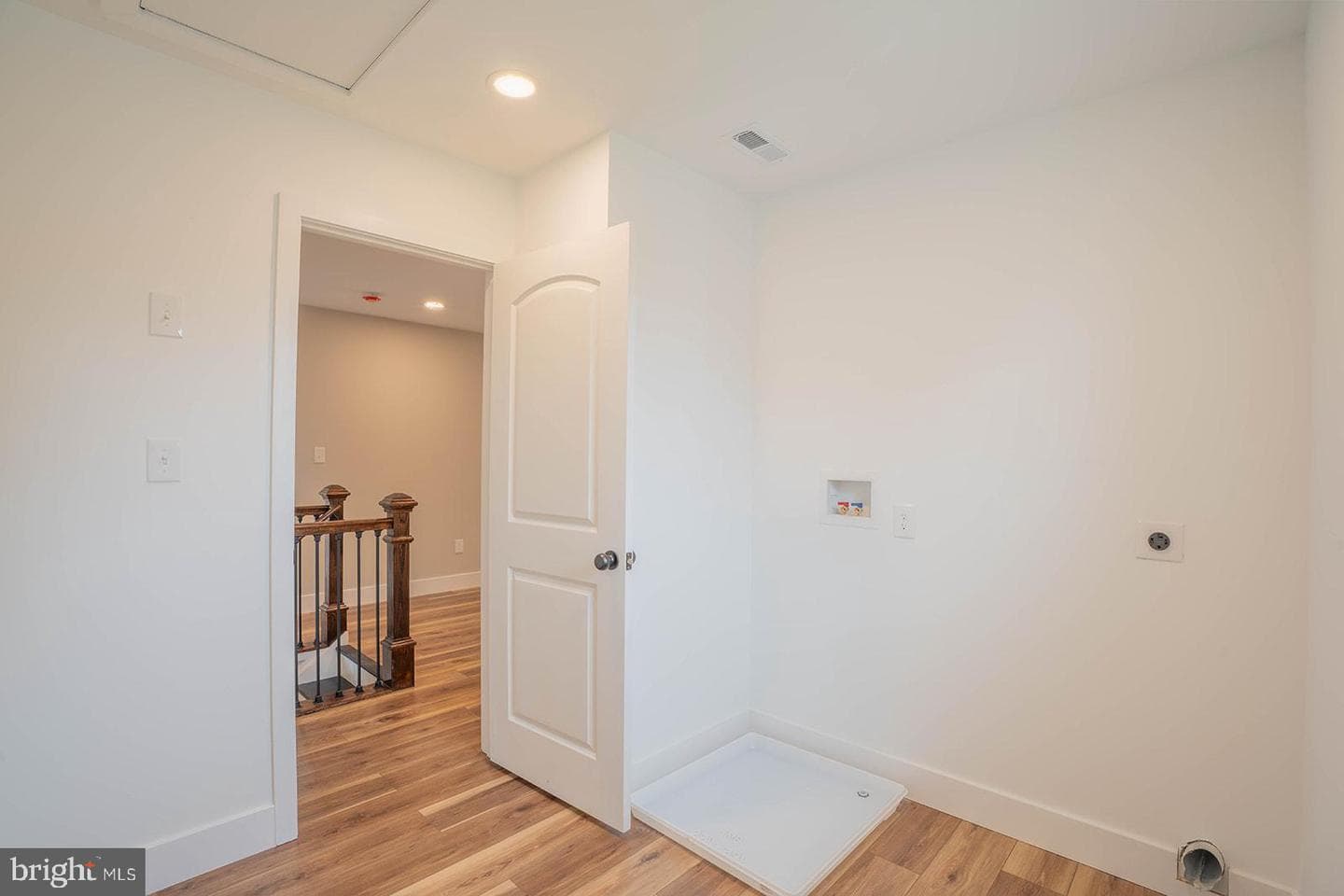 2290 Virginia Ave photo 27