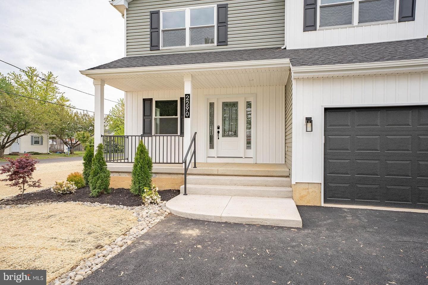 2290 Virginia Ave photo 3