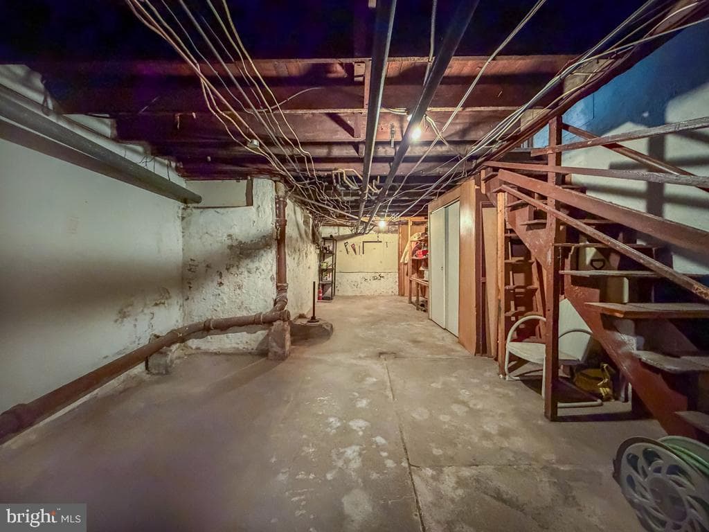 912 Jefferson Avenue photo 22