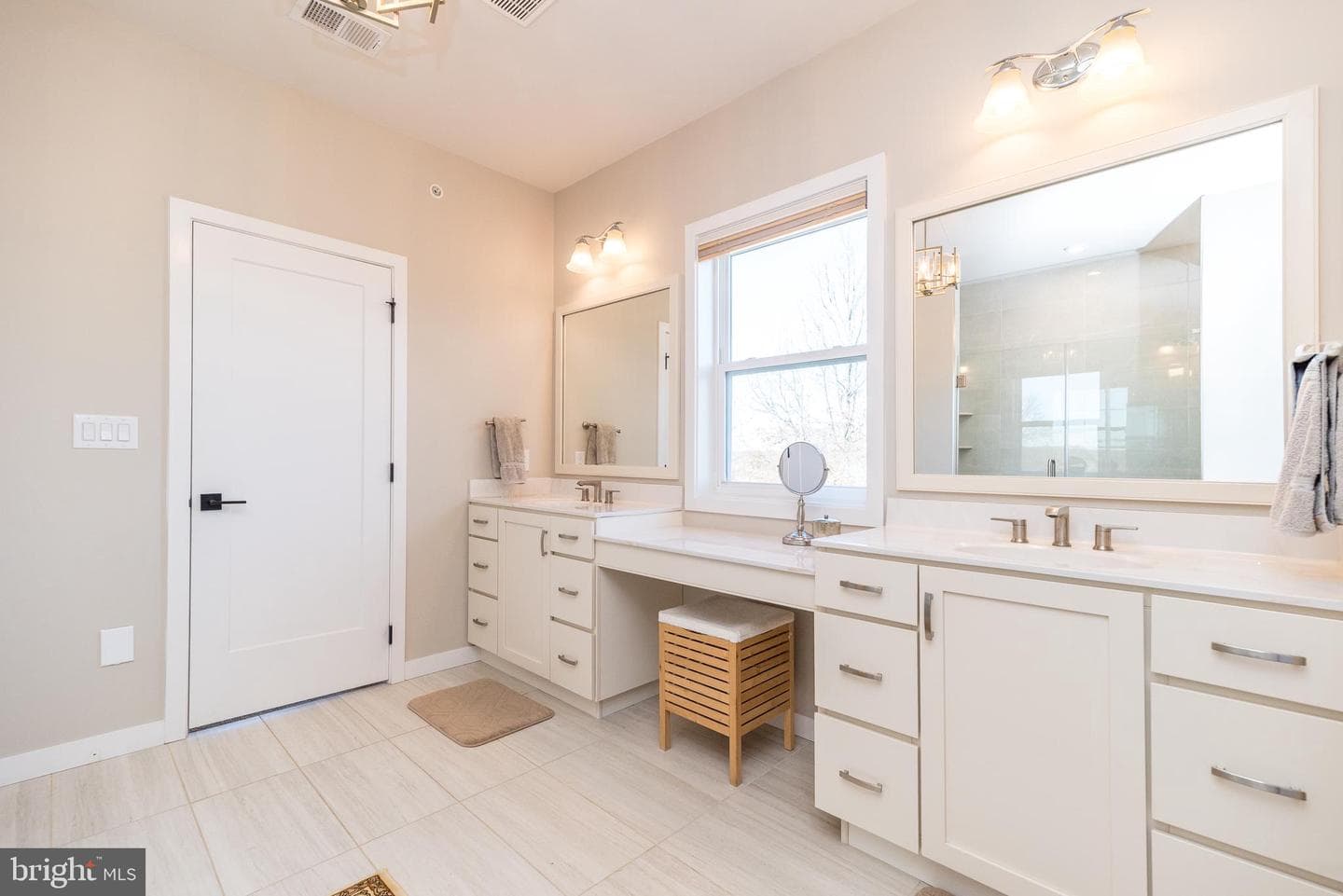 725 Conrad Drive photo 37