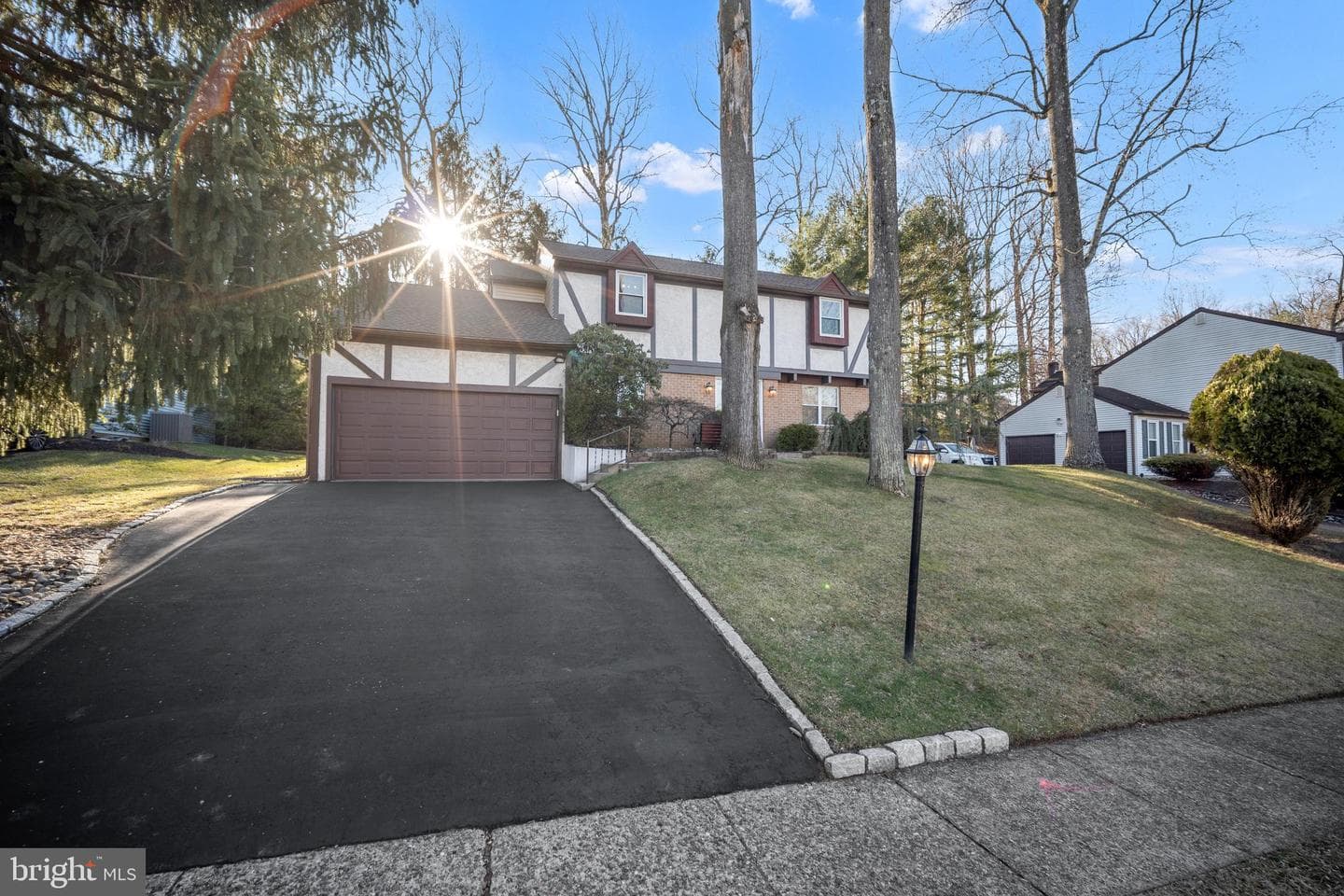 853 Green Ridge Cir photo 3
