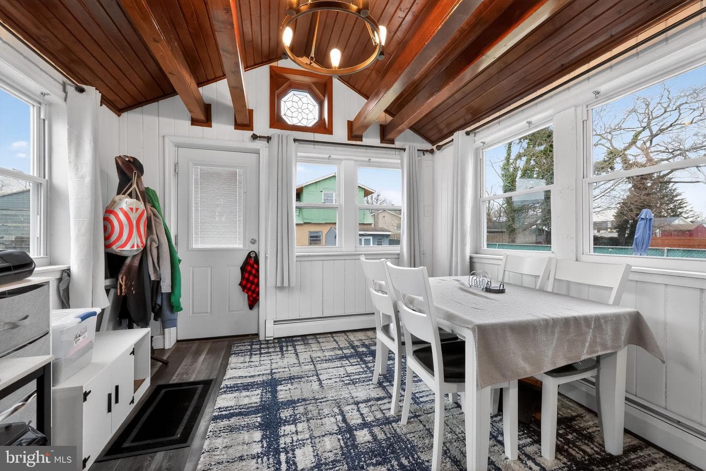 909 Third Avenue photo 16